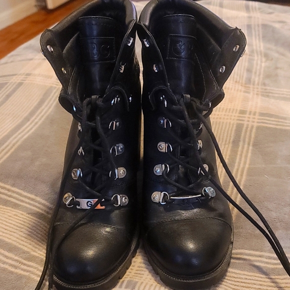 Booties - Picture 3 of 3